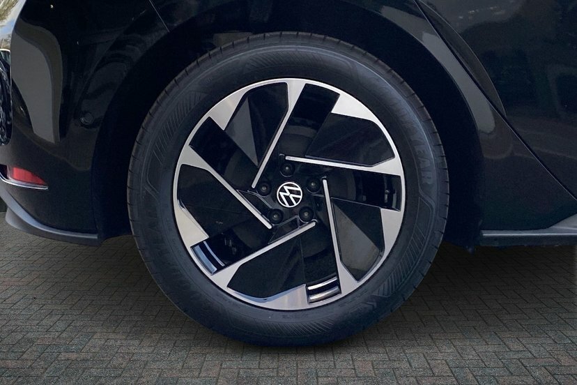 Volkswagen ID.3 Pro 59Kwh Match Hatchback 204 P MK26AFE Black #5