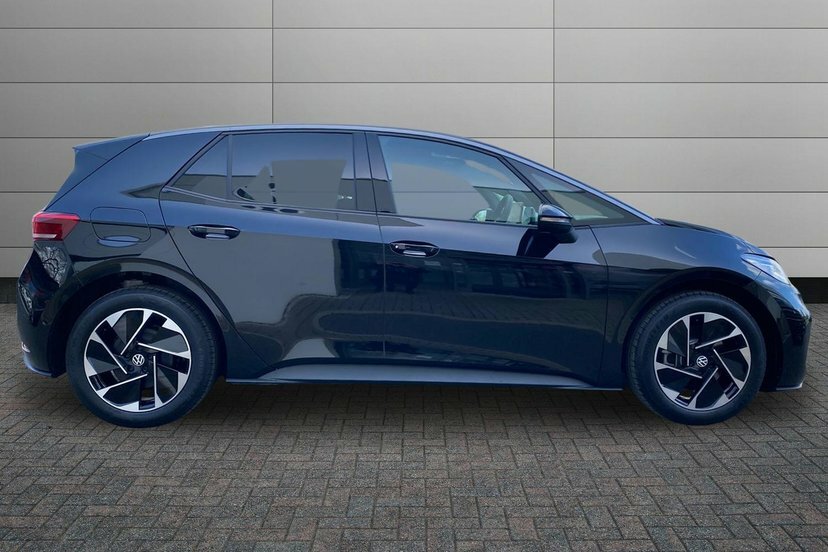 Volkswagen ID.3 Pro 59Kwh Match Hatchback 204 P MK26AFE Black #4