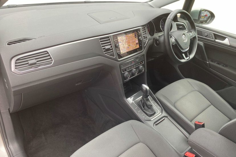 Volkswagen Golf SV 1.5 Tsi Evo Match Mpv Dsg 150 Ps CK69TGO Silver #2