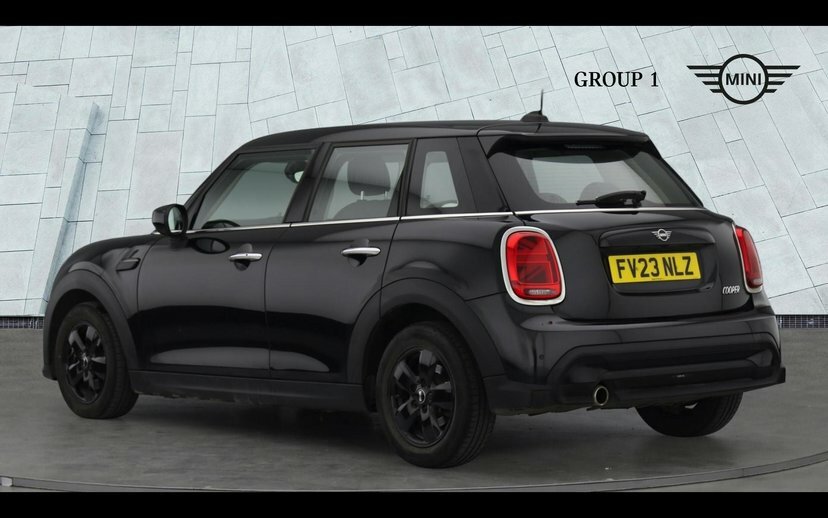 Mini Hatch 5-Door Hatch Cooper Classic FV23NLZ Black #2