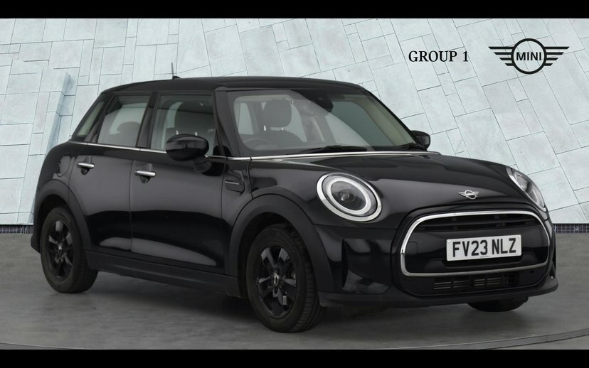 Mini Hatch 5-Door Hatch Cooper Classic Black