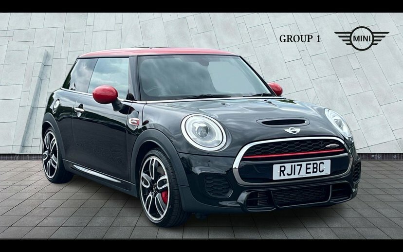 Mini Hatch John Cooper Works 3-Door Hatch RJ17EBC Black