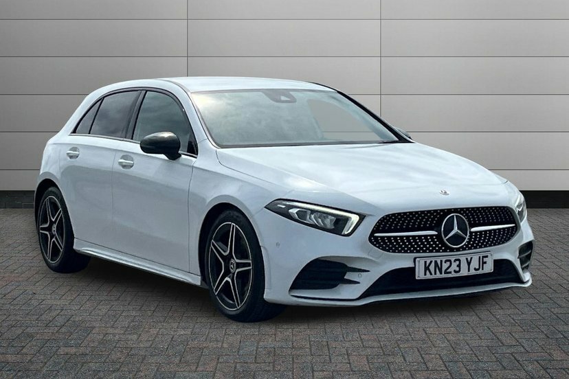 Mercedes-Benz A Class A180d Amg Line Executive KN23YJF Silver