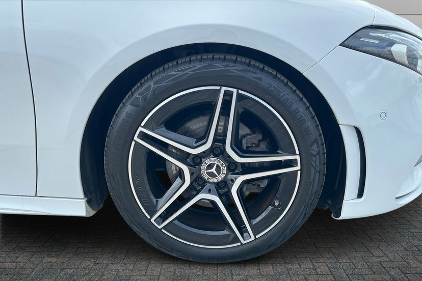 Mercedes-Benz A Class A180d Amg Line Executive KN23YJF Silver #4