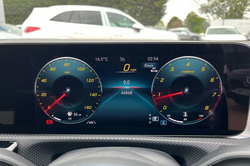 Mercedes-Benz CLA Class Cla200 Amg Line Executive Shooting Brake KN23YTG Blue #6