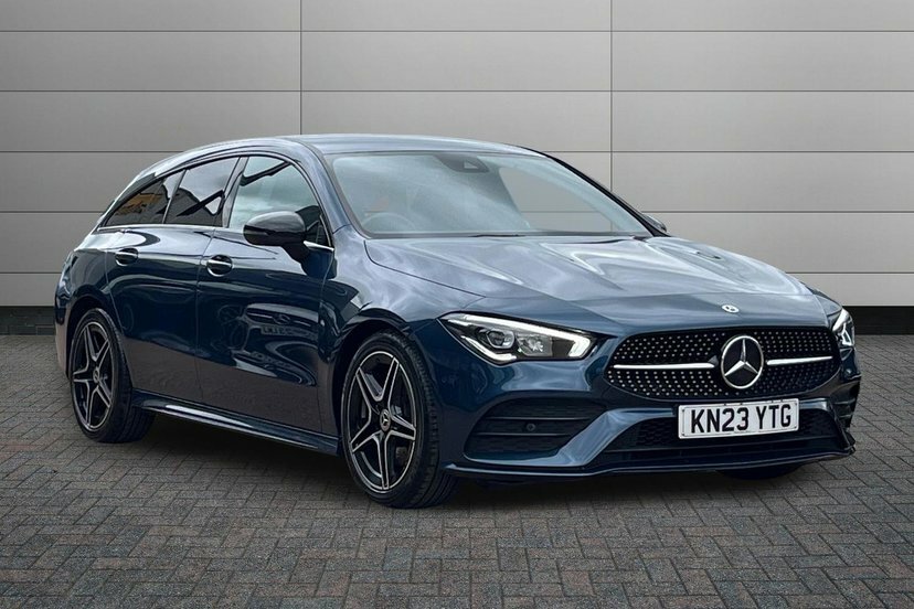 Mercedes-Benz CLA Class Cla200 Amg Line Executive Shooting Brake Blue