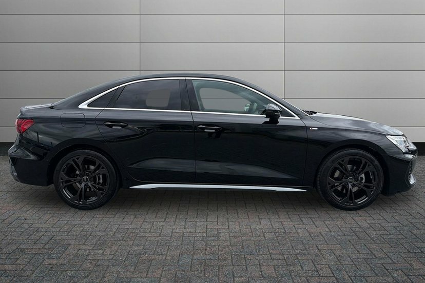 Audi A3 1.5 Tfsi 35 S Line Saloon S Tronic 150 EN75CJZ Black #4