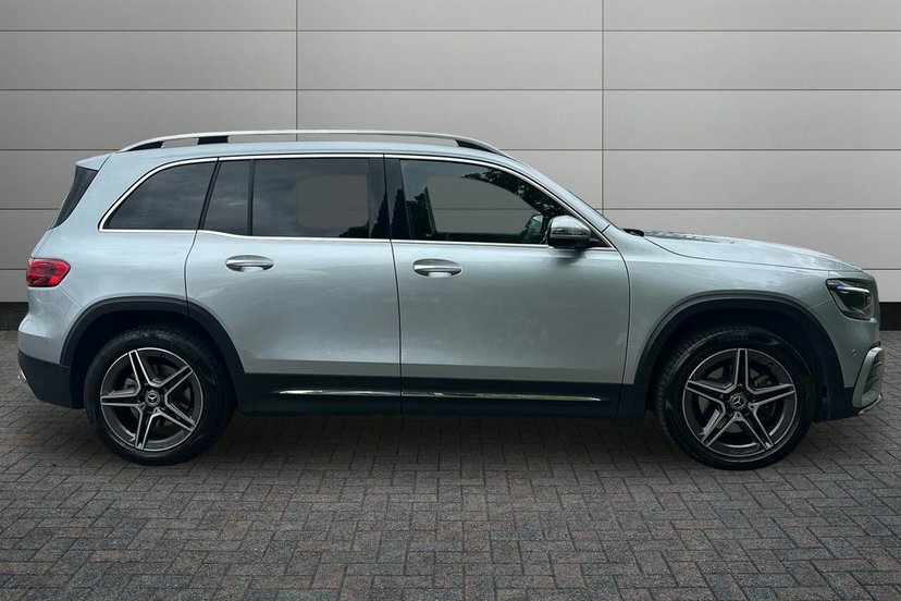 Mercedes-Benz GLB Class Glb200d Amg Line Executive Silver #3