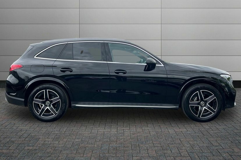 Mercedes-Benz GLC Class Glc300 Amg Line Suv 4Matic KP25WRT Black #3