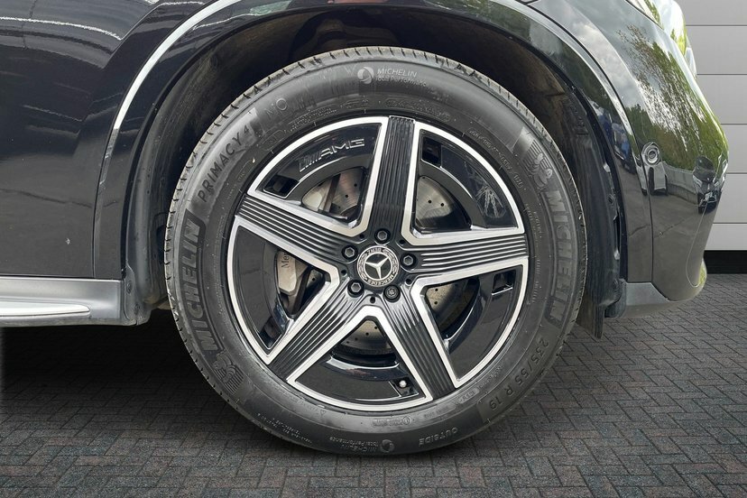 Mercedes-Benz GLC Class Glc300 Amg Line Suv 4Matic KP25WRT Black #4