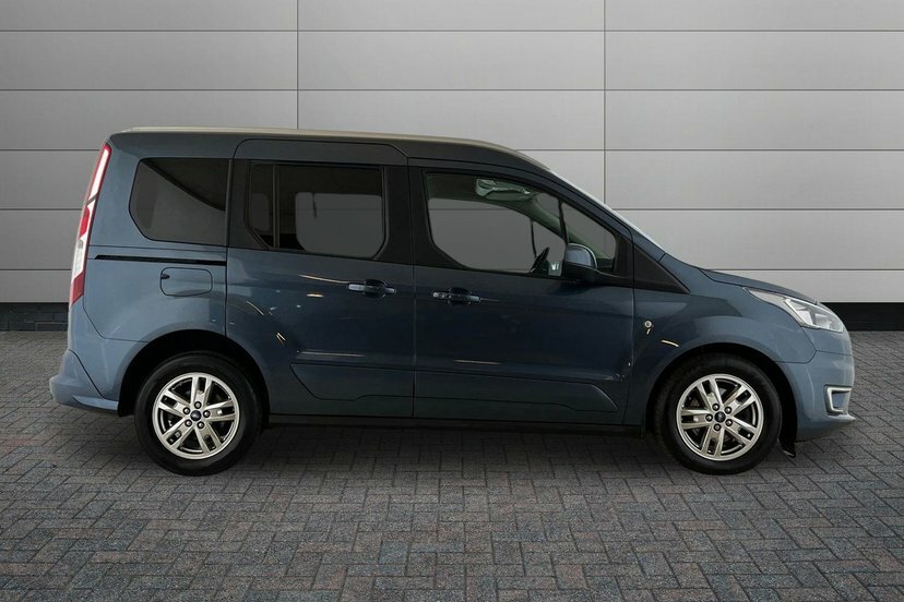 Ford Tourneo Connect 1.5 Ecoblue Titanium Blue #4
