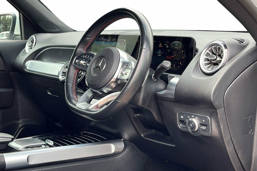 Mercedes-Benz GLB Class Glb200 Amg Line Premium KW72HYC White #5