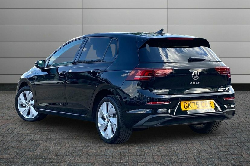 Volkswagen e-Golf 1.5 Tsi Ehybrid 19.7Kwh Match Hatchback GK75CCE Black #3