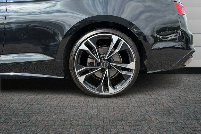 Audi A5 2.0 Tfsi 35 Black Edition Coupe S Troni Black #5