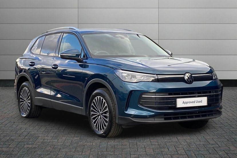 Volkswagen Tiguan 1.5 Tsi Ehybrid 19.7Kwh Match Suv Plug- GL25ONU Blue