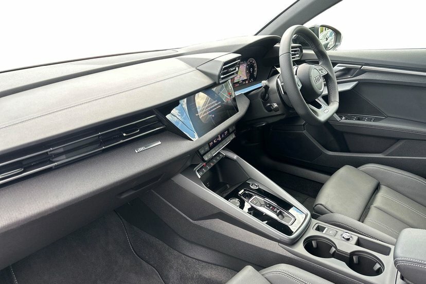 Audi A3 1.5 Tfsi Black Edition Sportback S Tron Green #2