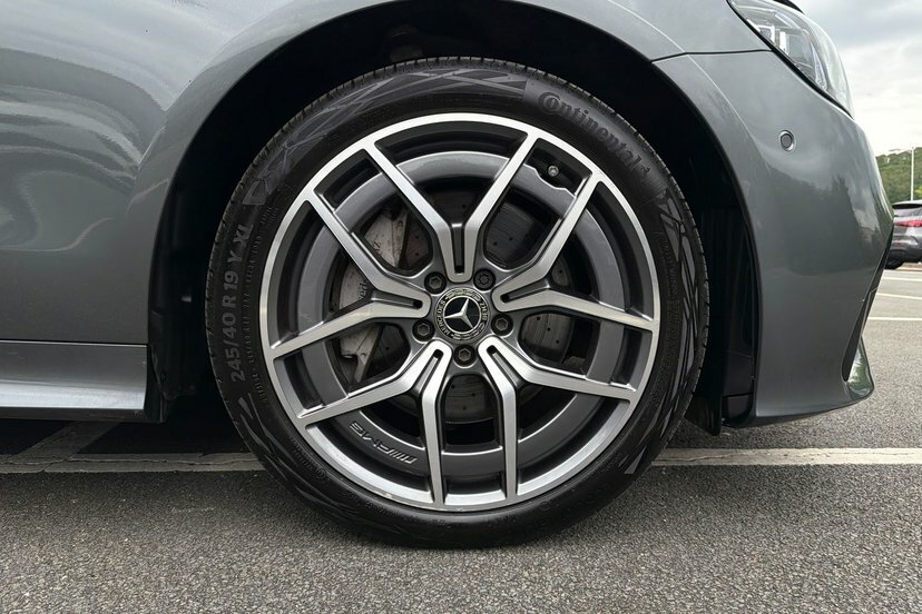 Mercedes-Benz E Class E300d Amg Line Premium Coupe Grey #4