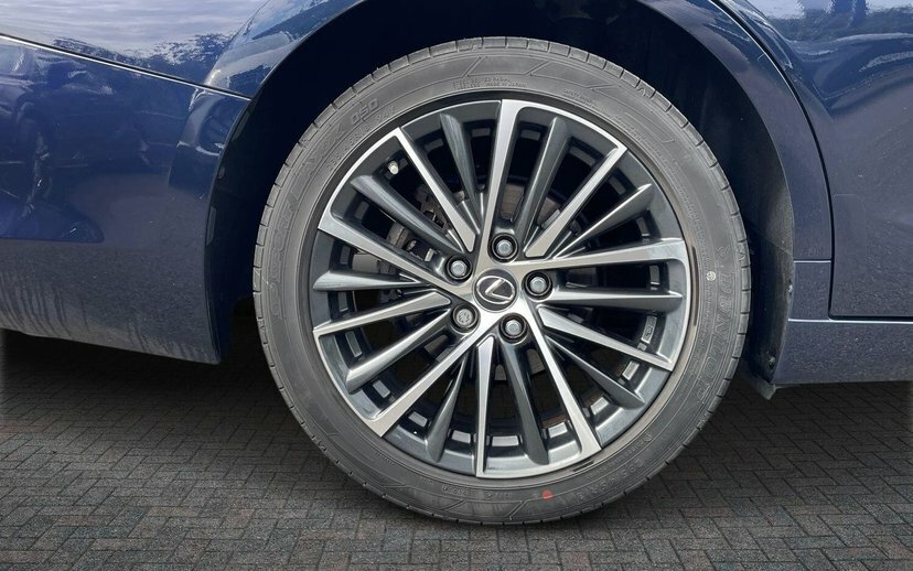 Lexus ES 2.5 300H Premium Edition Saloon Hybrid RJ73JYK Blue #5