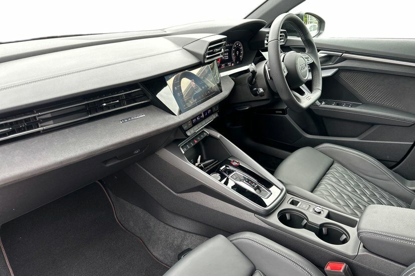 Audi S3 2.0 Tfsi Black Edition Sportback S Tron Blue #2