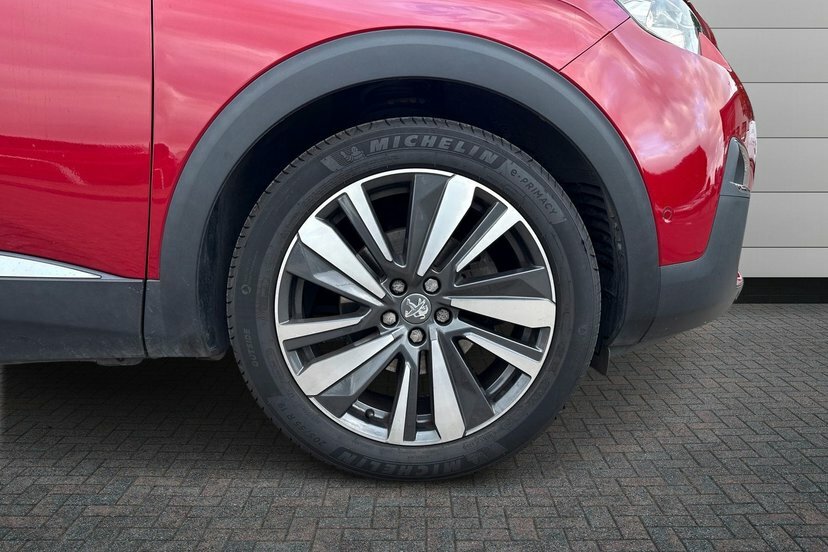 Peugeot 3008 1.6 Puretech Gt Line Premium Suv Eat 1 Red #5