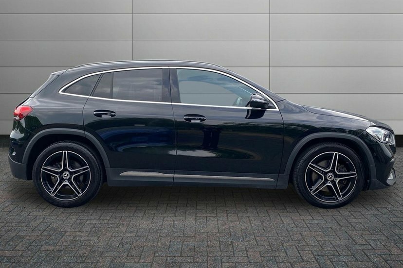 Mercedes-Benz GLA Class 2.0 Gla220d Amg Line Executive Suv 8G KN23YLE Black #3