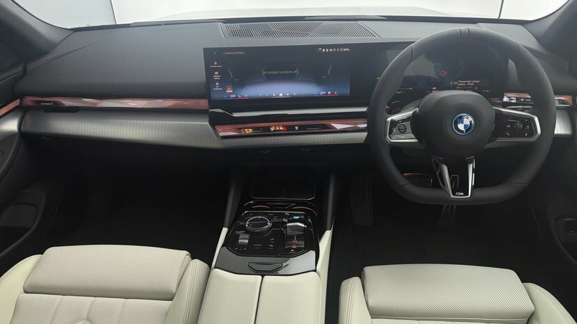 BMW i5 I5 Edrive40 M Sport Pro Touring FV26EGY Blue #4