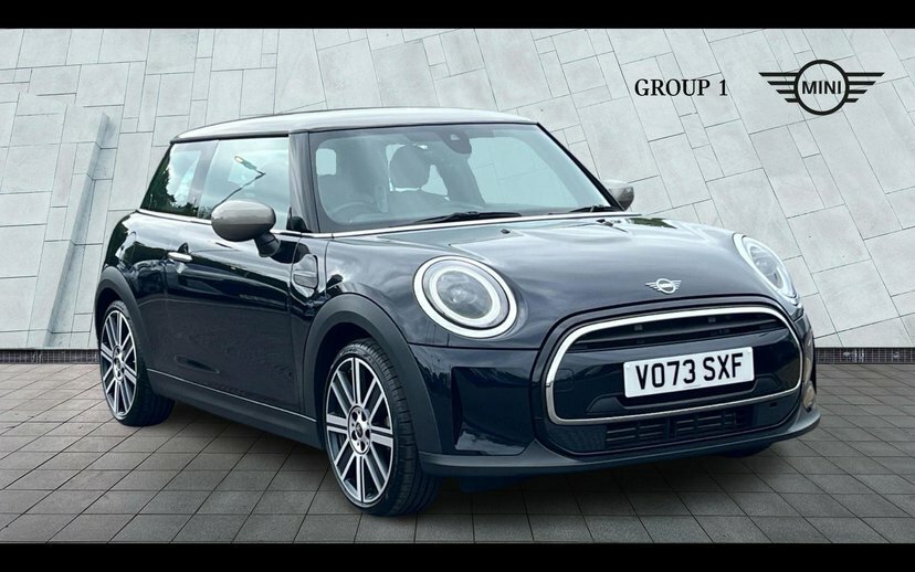 Mini Hatch 3-Door Hatch Cooper Exclusive VO73SXF Black