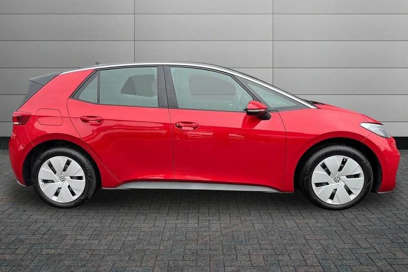Volkswagen ID.3 Pure 52Kwh Essential Hatchback ME75ZFZ Black #4