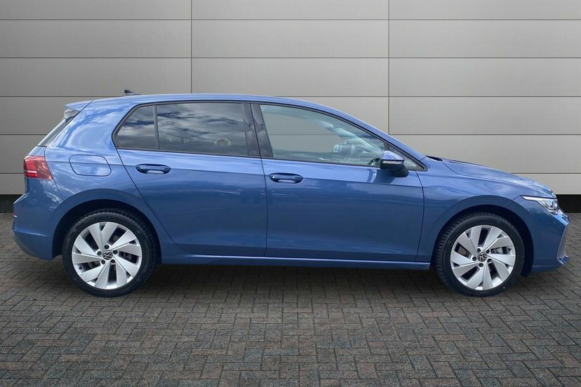 Volkswagen e-Golf 1.5 Tsi Ehybrid 19.7Kwh Match Hatchback GK75BZX Blue #4