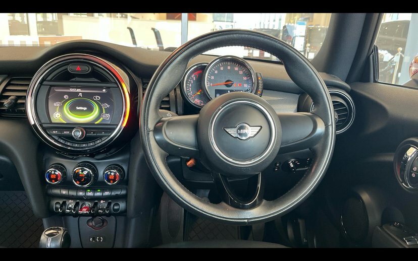 Mini Hatch Cooper 3-Door Hatch HK14KZZ Red #5