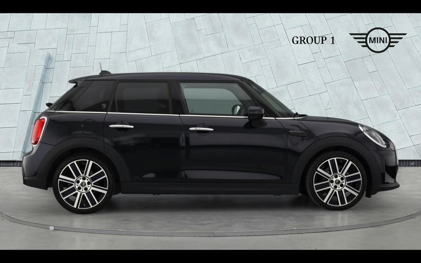 Mini Hatch 5-Door Hatch Cooper Exclusive FY22VNC Black #3