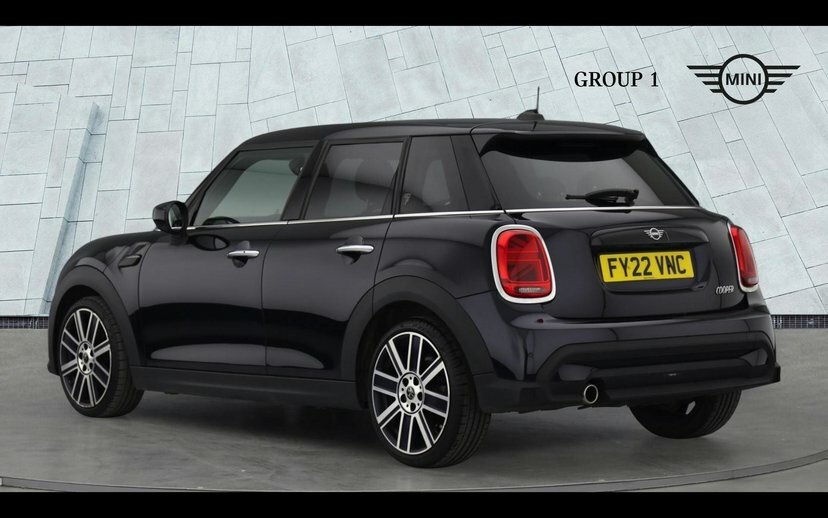 Mini Hatch 5-Door Hatch Cooper Exclusive FY22VNC Black #2