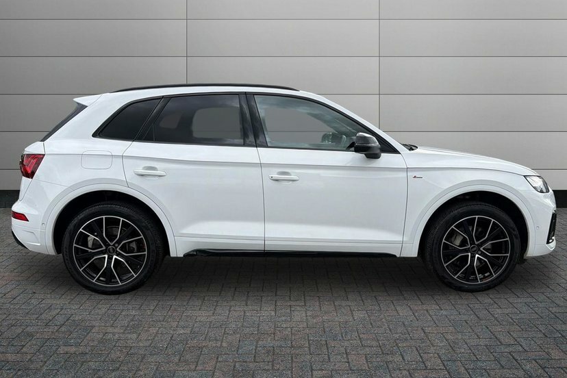 Audi Q5 2.0 Tfsie 50 Black Edition Suv Plug-in White #4