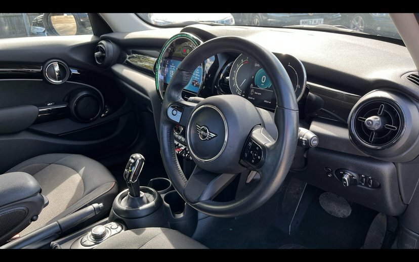 Mini Hatch 5-Door Hatch Cooper Classic MC23UXZ Silver #6