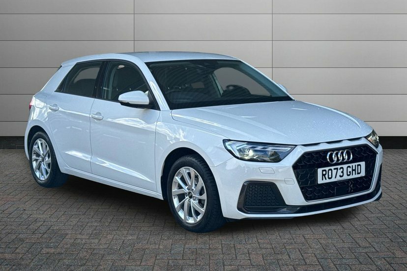 Audi A1 1.0 Tfsi 25 Sport Sportback S Tronic 9 White