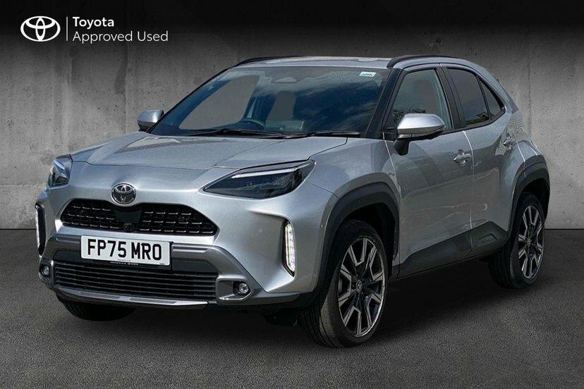 Toyota Yaris Cross 1.5 Vvt-h Excel Suv Hybrid E-cvt 130 P FP75MRO Silver #3