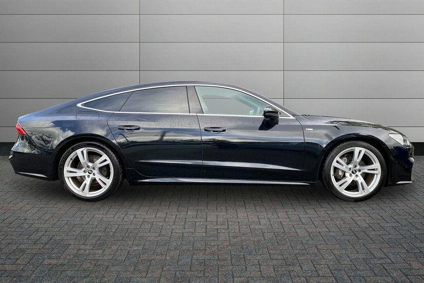 Audi A7 2.0 Tdi 40 S Line Sportback S Tronic Qu Black #4