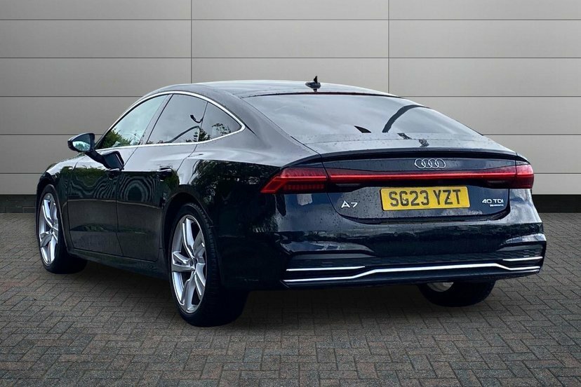 Audi A7 2.0 Tdi 40 S Line Sportback S Tronic Qu Black #3
