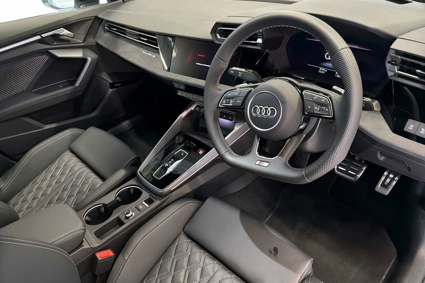 Audi S3 2.0 Tfsi Black Edition Sportback S Tron White #6