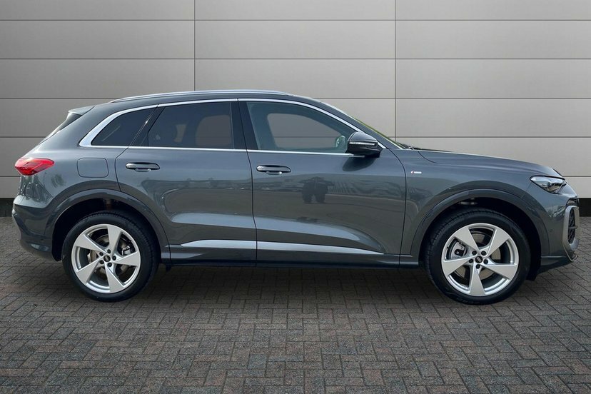 Audi Q5 2.0 Tdi S Line Suv S Tronic Quattro 20 LS26FSJ Grey #4