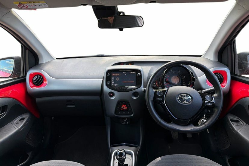 Toyota Aygo 1.0 Vvt-i X-trend Hatchback X-shift Sa Red #5