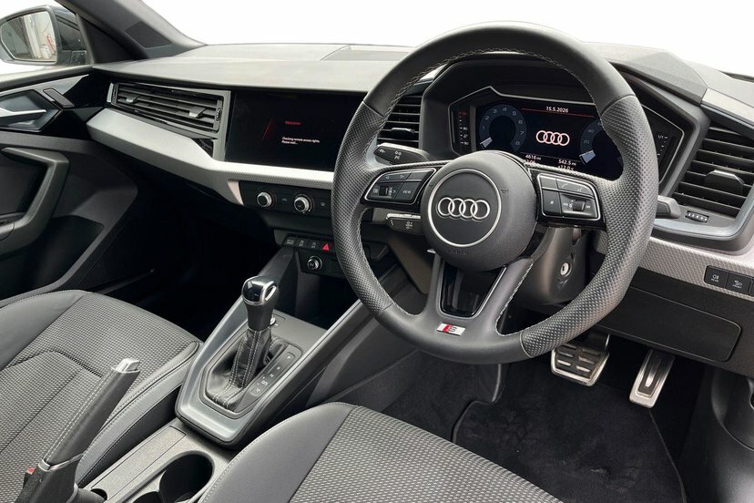 Audi A1 1.5 Tfsi 35 S Line Sportback S Tronic Black #6