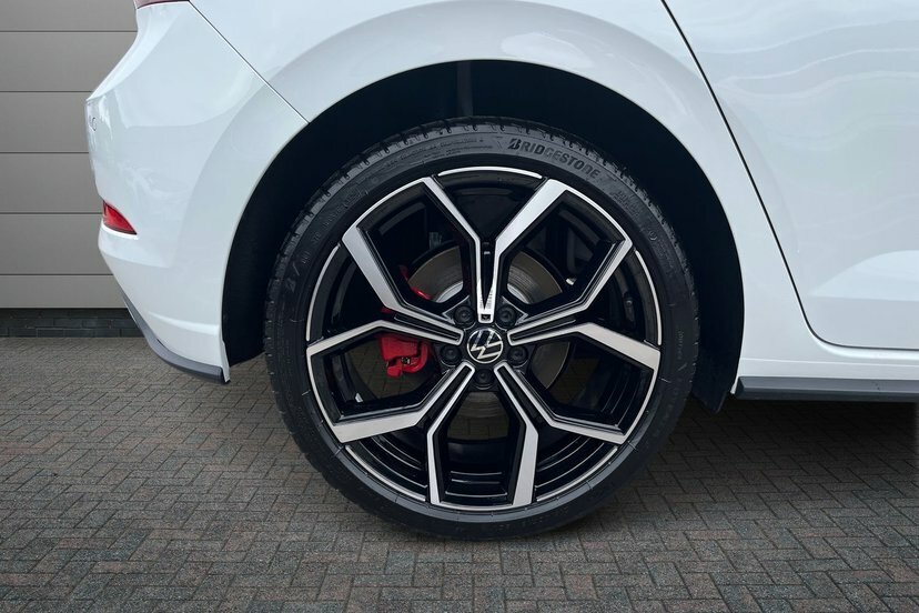 Volkswagen Polo 2.0 Tsi Gti Hatchback Dsg 207 Ps MC75ZFU White #5