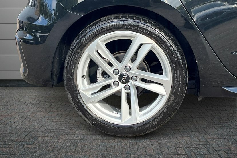 Audi A1 1.0 Tfsi 30 S Line Sportback 11 Black #5