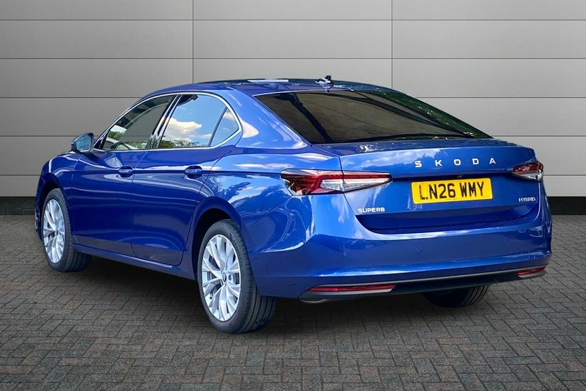 Skoda Superb 1.5 Tsi E-tec Mhev Se L Hatchback Hybri LN26WMY Blue #3