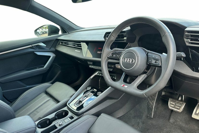 Audi A3 1.5 Tfsi 35 Black Edition Sportback S T KN25VJF Black #6