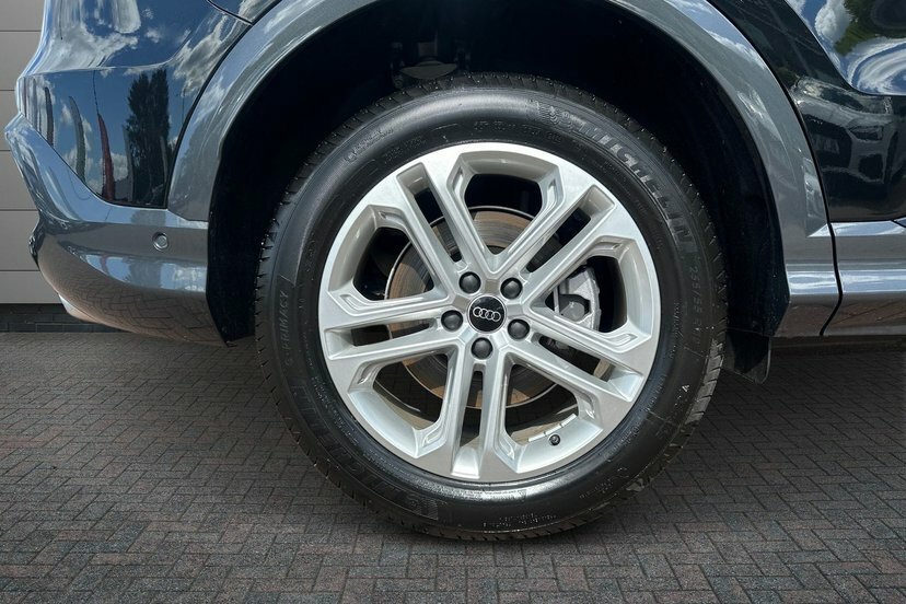 Audi Q5 2.0 Tfsi Sport Sportback S Tronic Quatt KR26HWV Black #5