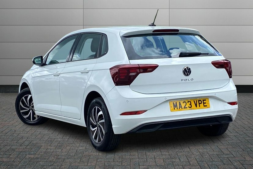 Volkswagen Polo 1.0 Tsi Life Hatchback 95 Ps MA23VPE White #3