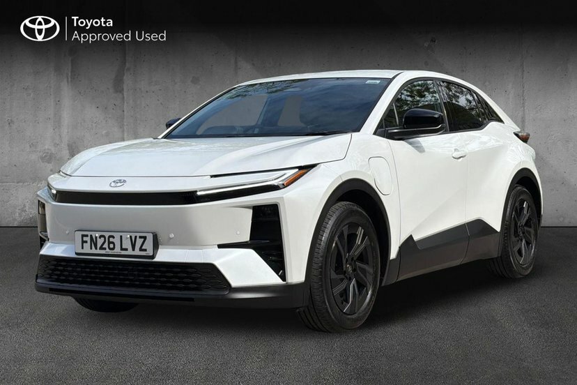Toyota C-Hr 77Kwh Design Suv 224 Ps White #3