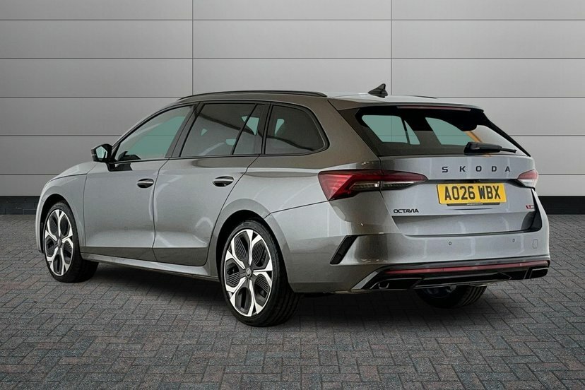 Skoda Octavia Octavia Estate Vrs 2.0 Tsi 265 Ps Dsg Grey #3